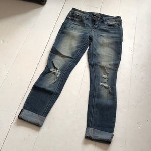 Distressed skinny jeans - size 7